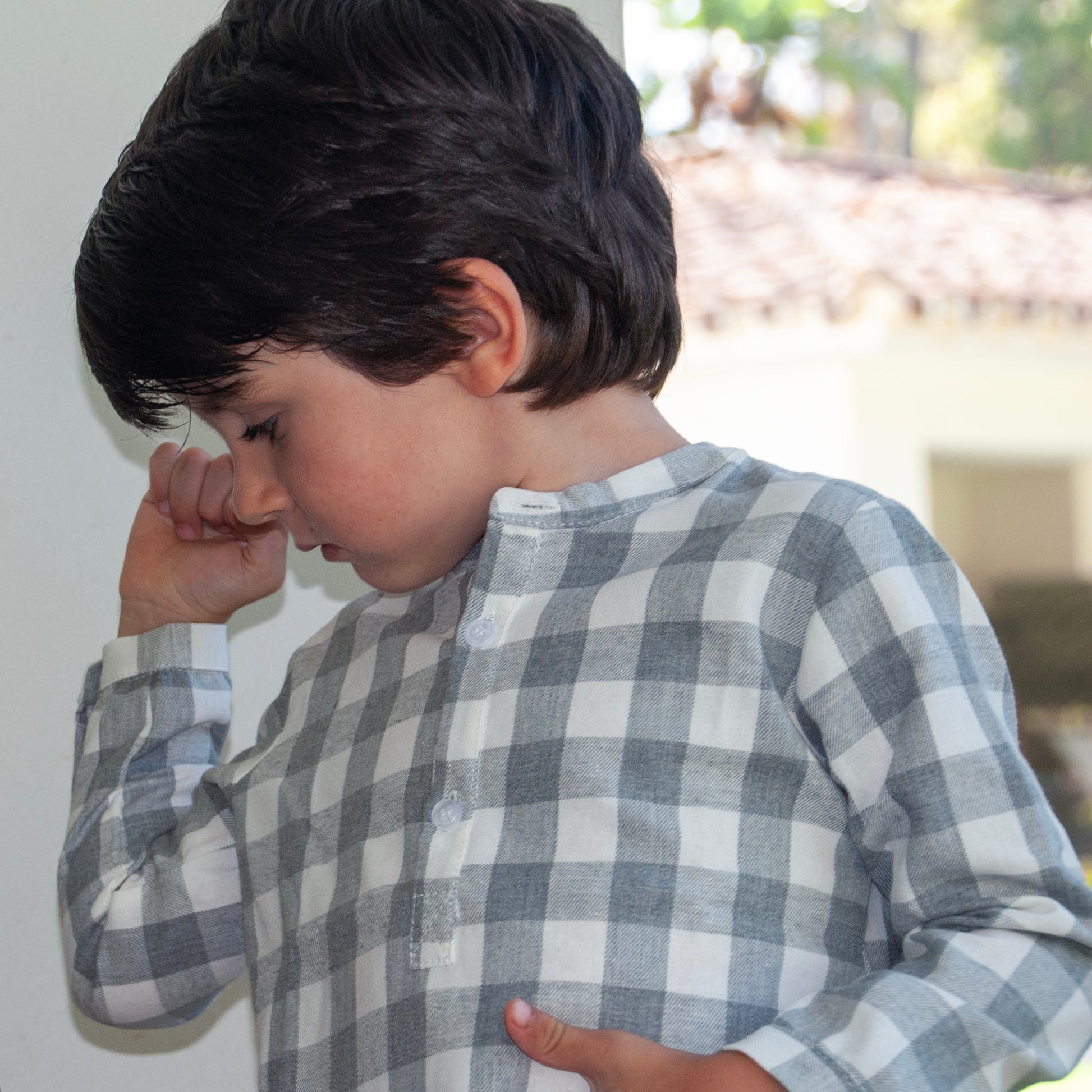 Camisa polera cuadros grises