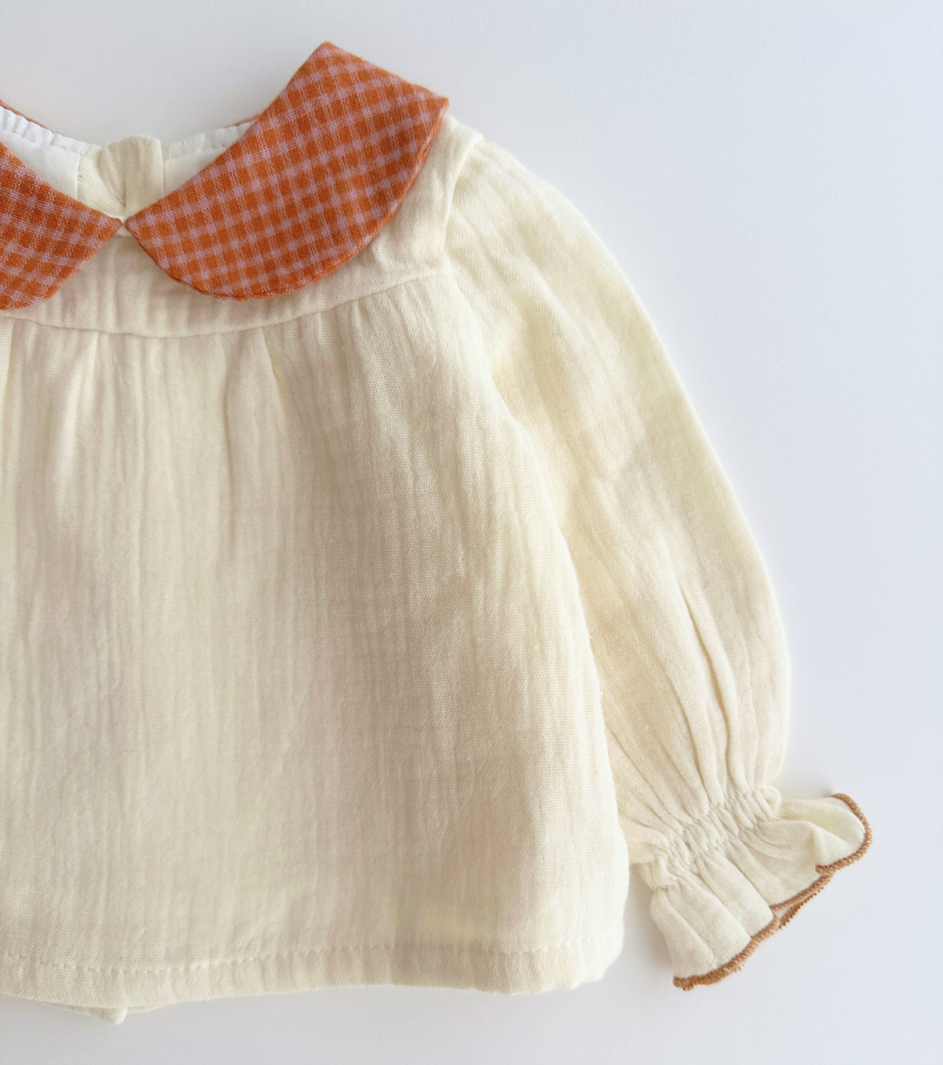 Blusa cuello bebé | Raíz | Cuadros