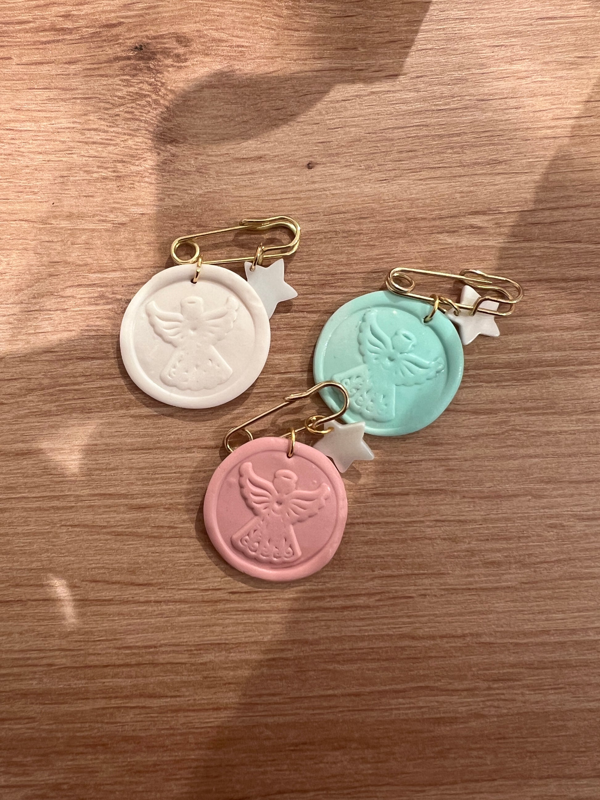 Imperdible Ángel y estrella