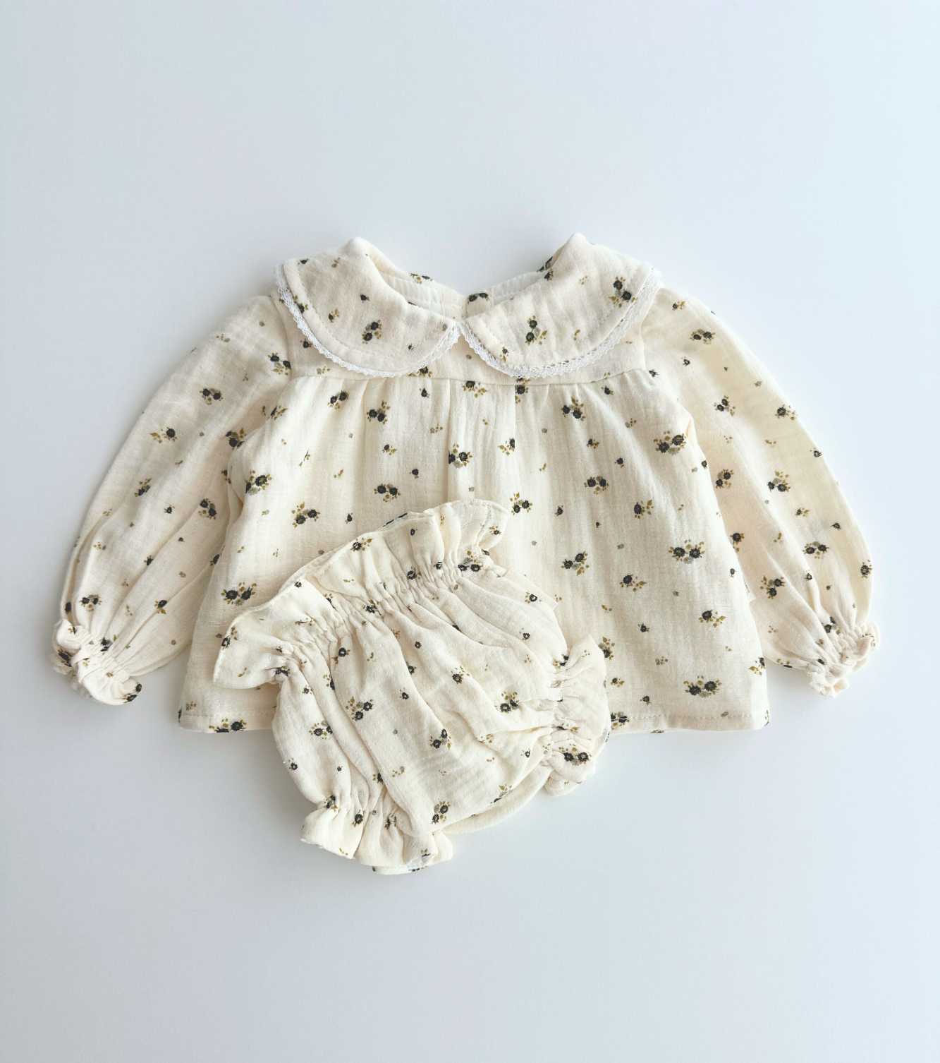 Conjunto blusa y culetín | Bruma | Mini flor ceniza