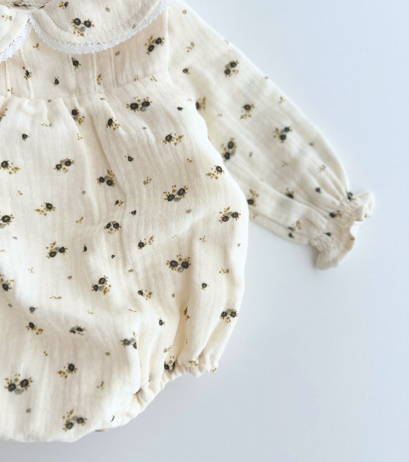 Ranita jaretas cuello bebé | Bruma | Mini flor ceniza