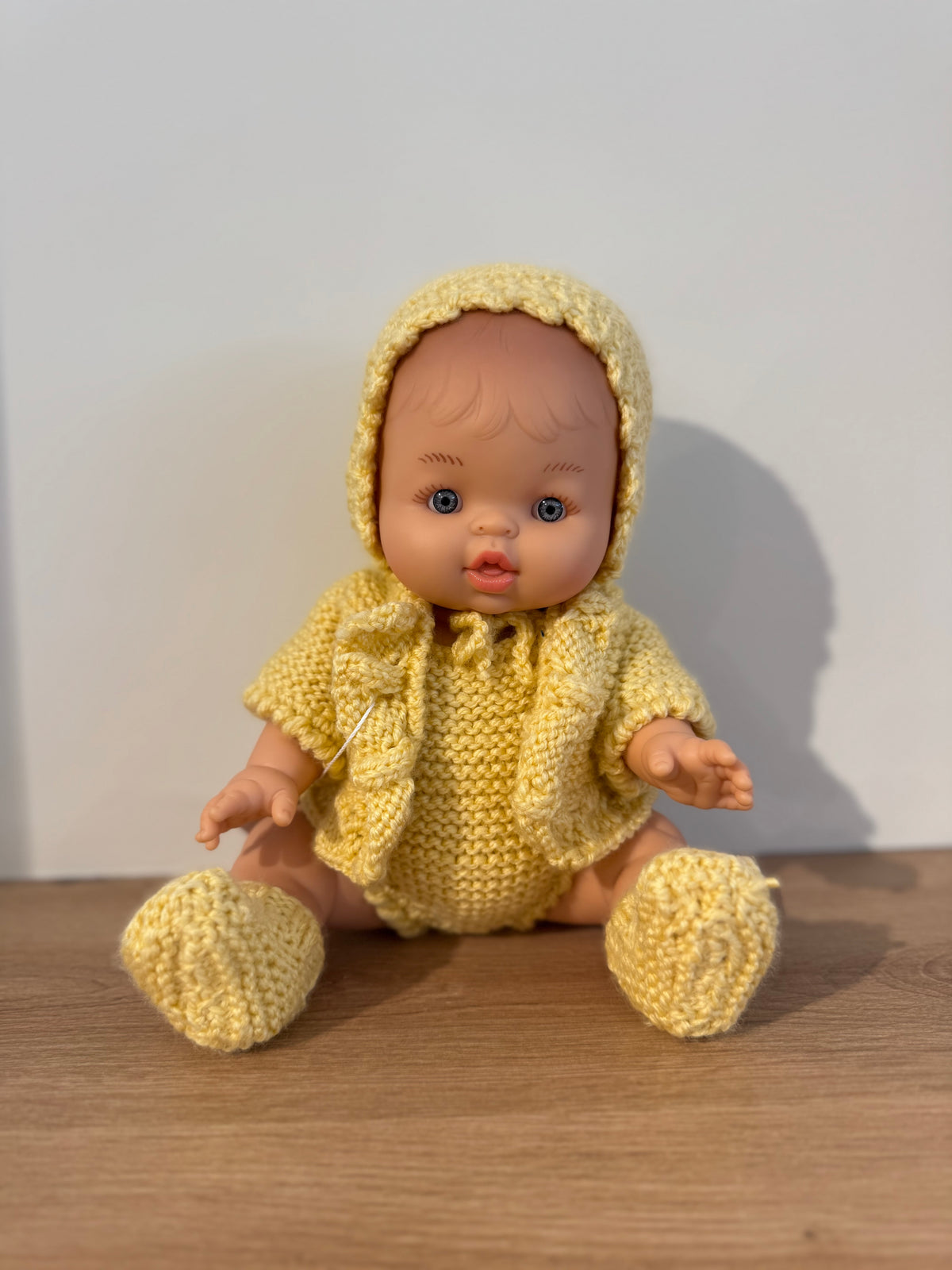 Muñeca Pocholita Amarillo suave
