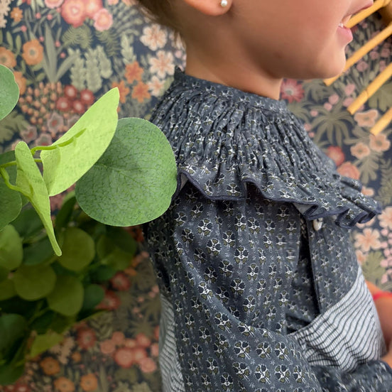 Blusa Kerria Flores