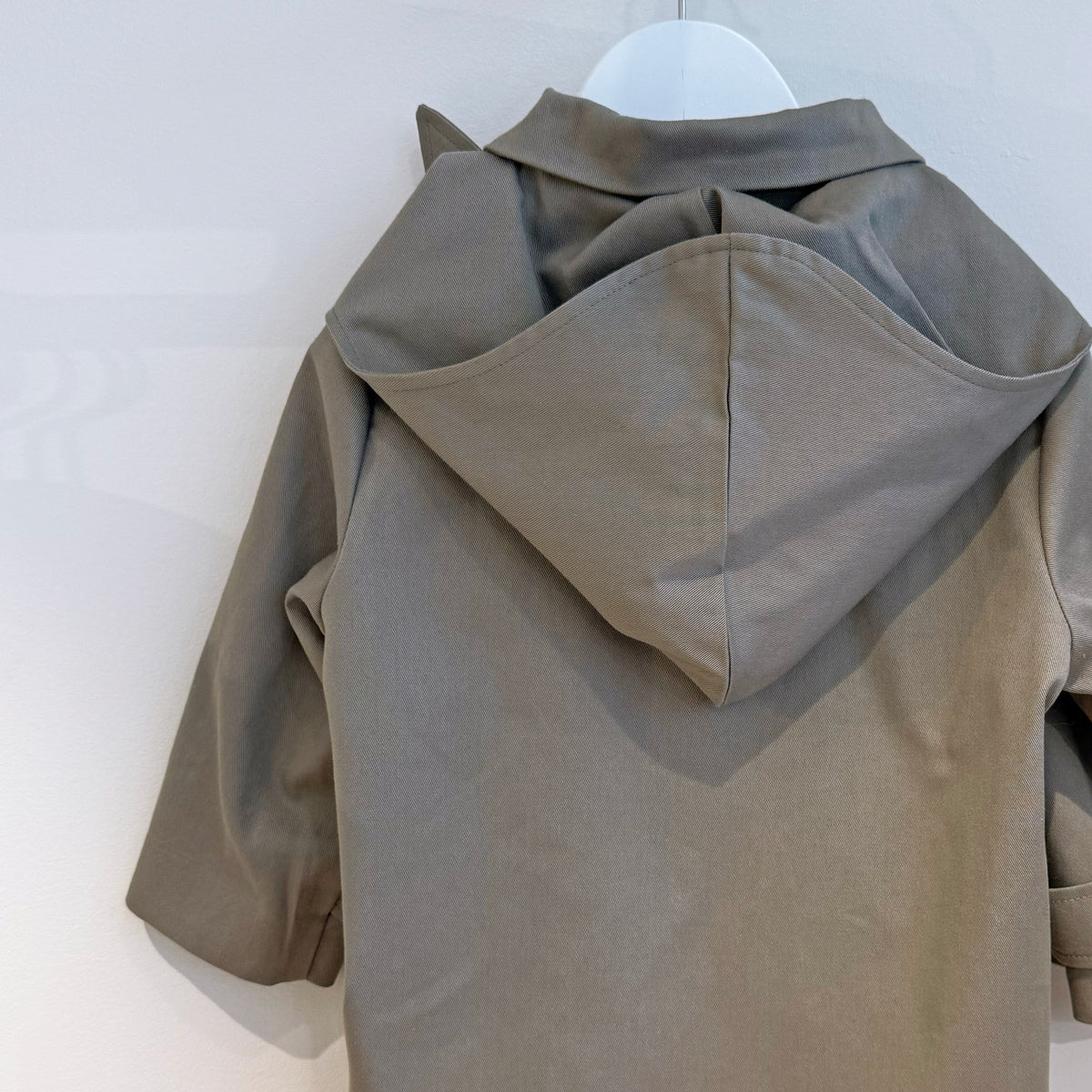 Gabardina topo