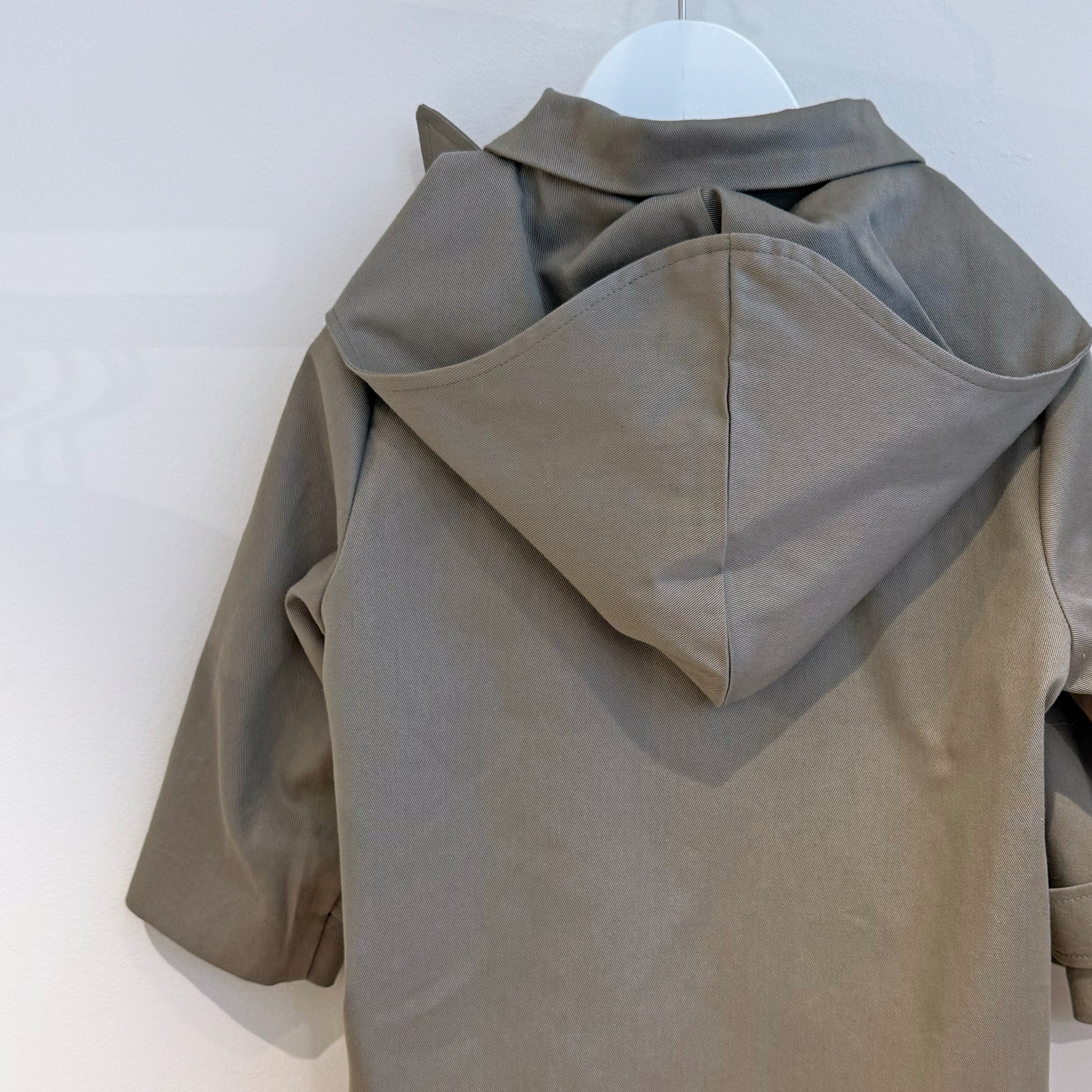 Gabardina topo