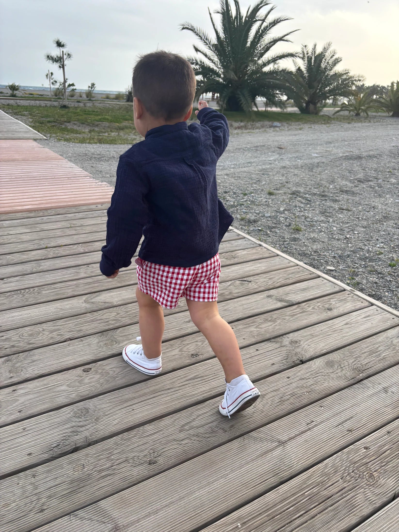 Pantalón corto niño vichy rojo