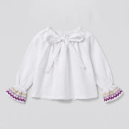 Blusa lazada blanca con detalle lila