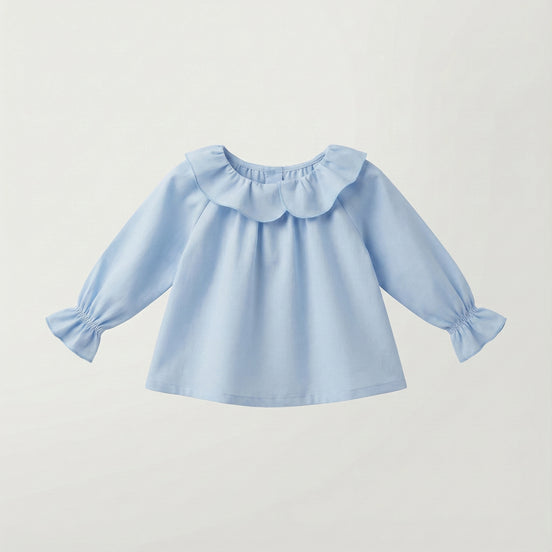 Blusa cuello corazón azul