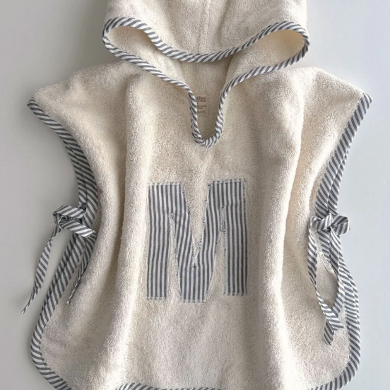 Poncho toalla Personalizado| Balmaseda | Denim Rayas