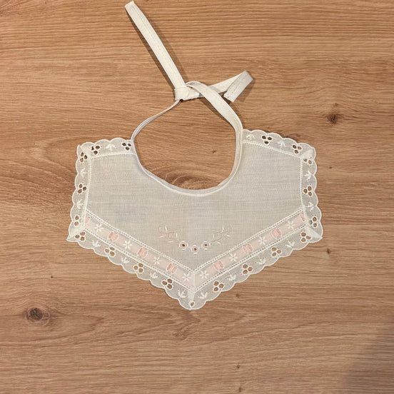 Cuello antiguo rosa