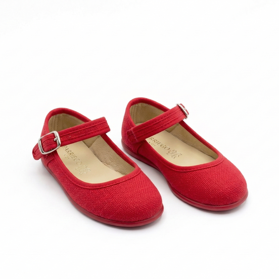 Mercedita Inés Lino rojo