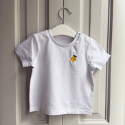 Camiseta blanca bordada