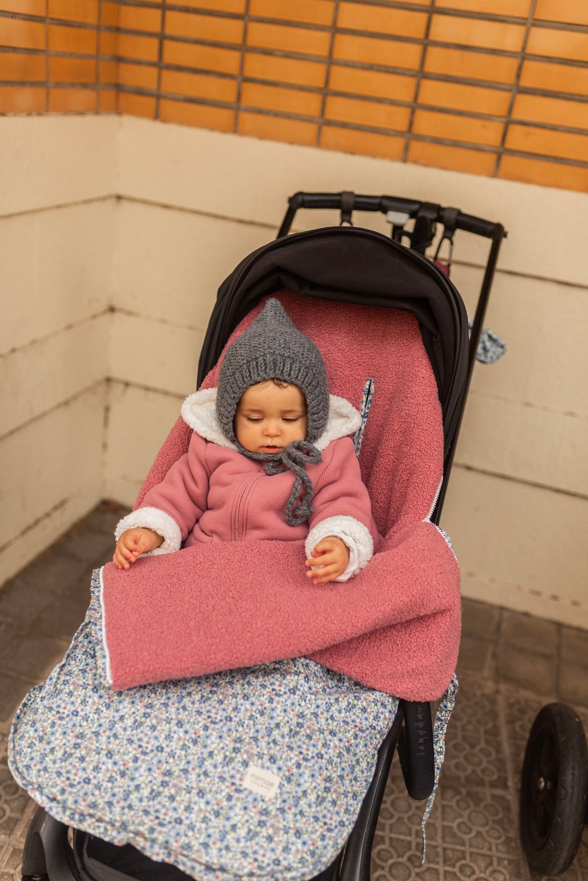 Saco silla universal Niko borrego rosa