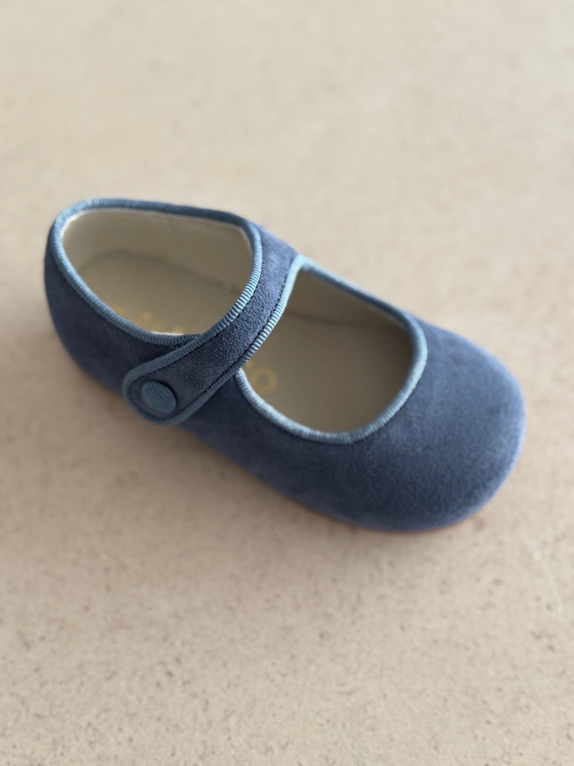 Mercedita Mercedes Azul Nube