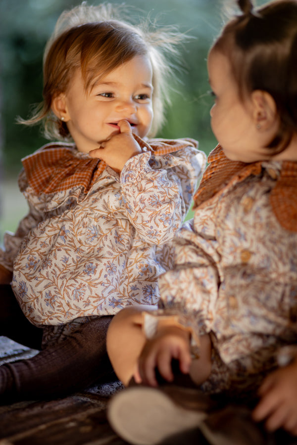 Ranita volantes flores | Raíz | Flores y Cuadros