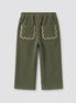 Pantalón pana verde caza bolsillos bordados