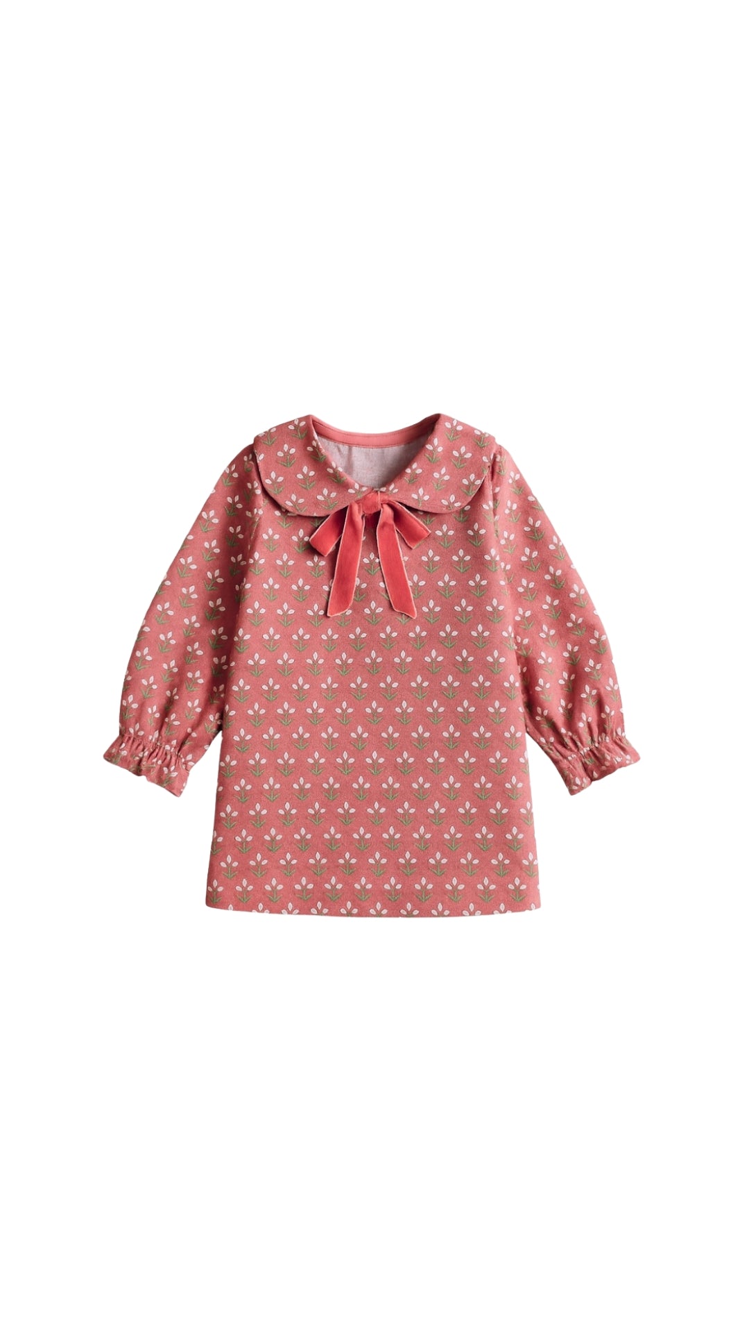 Vestido rosa cuello redondo y lazada