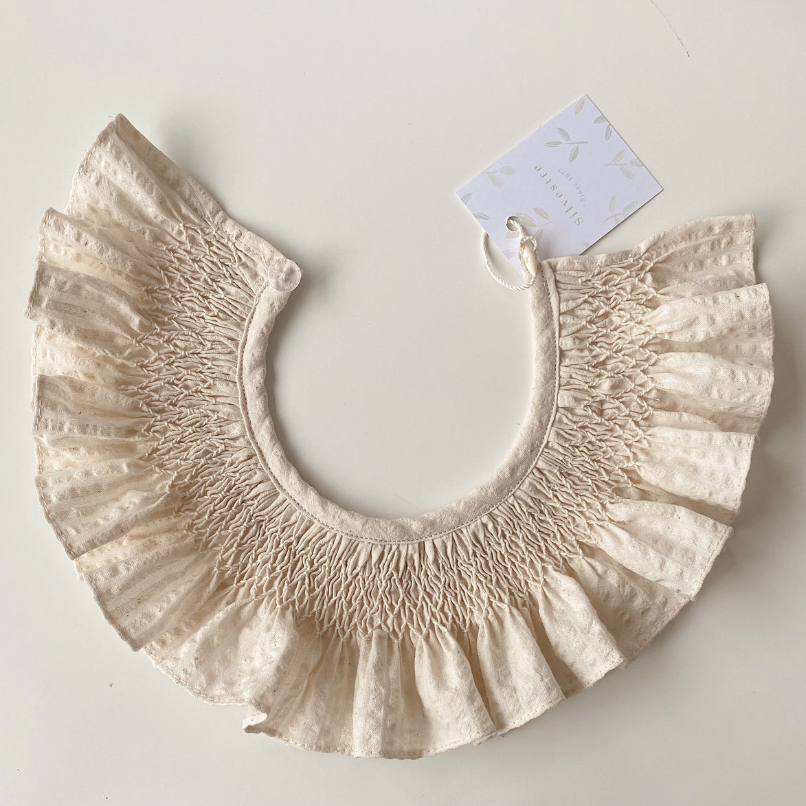 Cuello beige smock