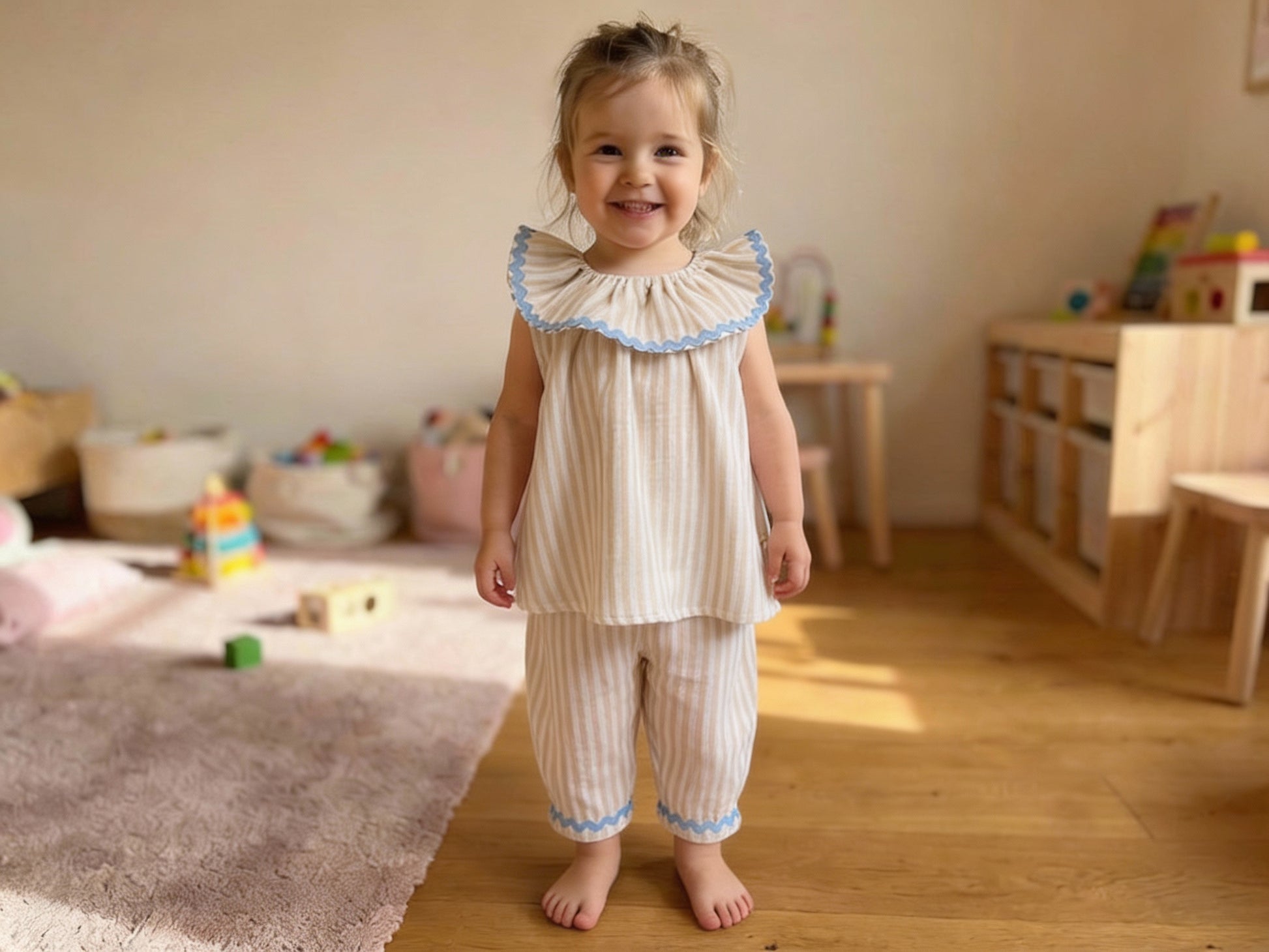 Pantalón globo rayas beige