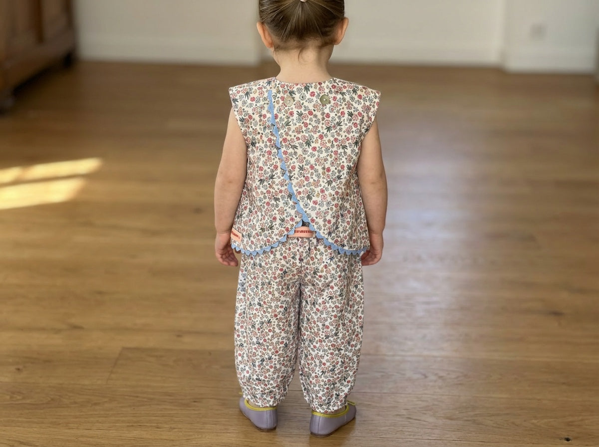 Blusa espalda cruzada flores Manilia